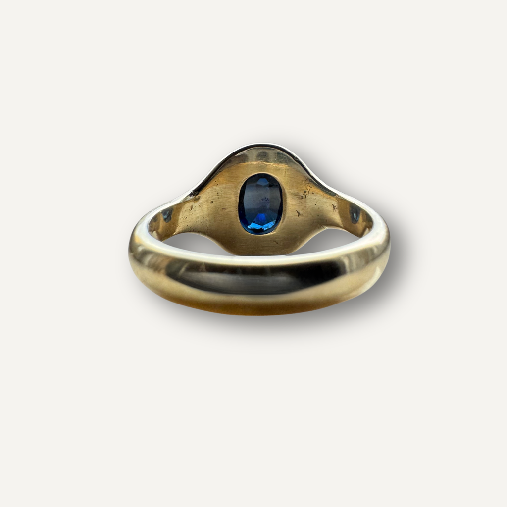 Geel gouden ovale saffierring